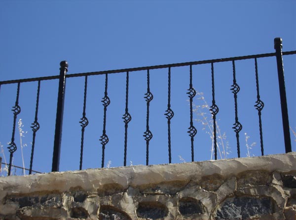 Duvar ve Bah�e Korkuluklar�, duvar �st� korkuluk, korkuluk imalat�