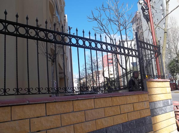 Duvar ve Bah�e Korkuluklar�, duvar �st� korkuluk, korkuluk imalat�