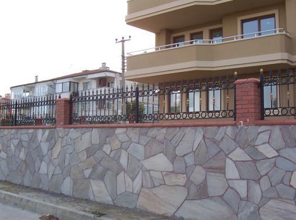 Duvar ve Bah�e Korkuluklar�, duvar �st� korkuluk, korkuluk imalat�