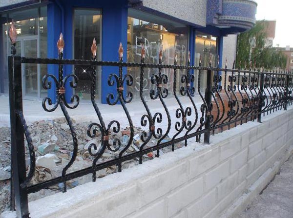 Duvar ve Bah�e Korkuluklar�, duvar �st� korkuluk, korkuluk imalat�