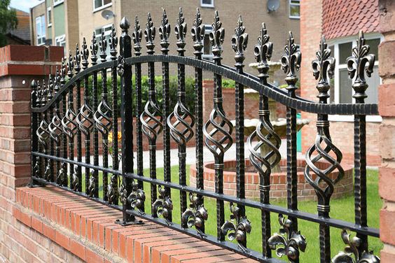 Duvar ve Bah�e Korkuluklar�, duvar �st� korkuluk, korkuluk imalat�