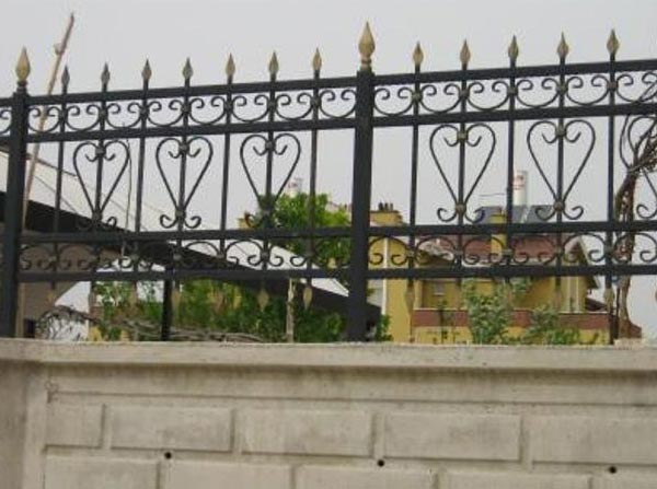 Duvar ve Bah�e Korkuluklar�, duvar �st� korkuluk, korkuluk imalat�