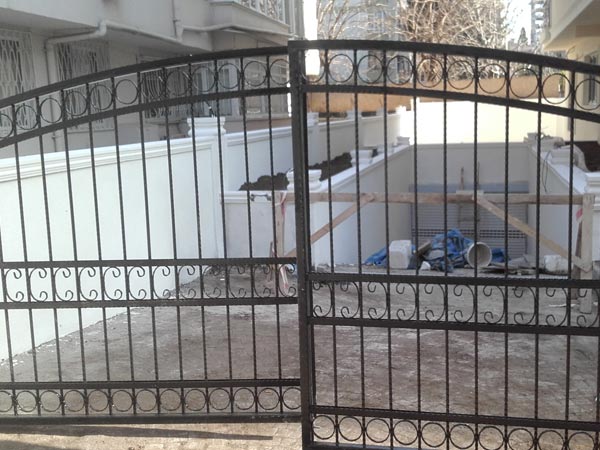 Ferforje Bah�e Giri� Kap�lar�