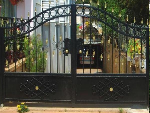 Ferforje Bah�e Giri� Kap�lar�