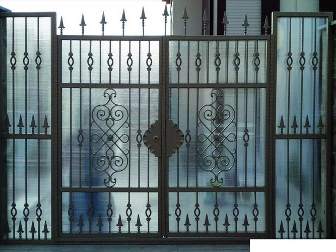 Ferforje Bah�e Giri� Kap�lar�