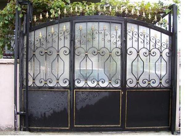 Ferforje Bah�e Giri� Kap�lar�