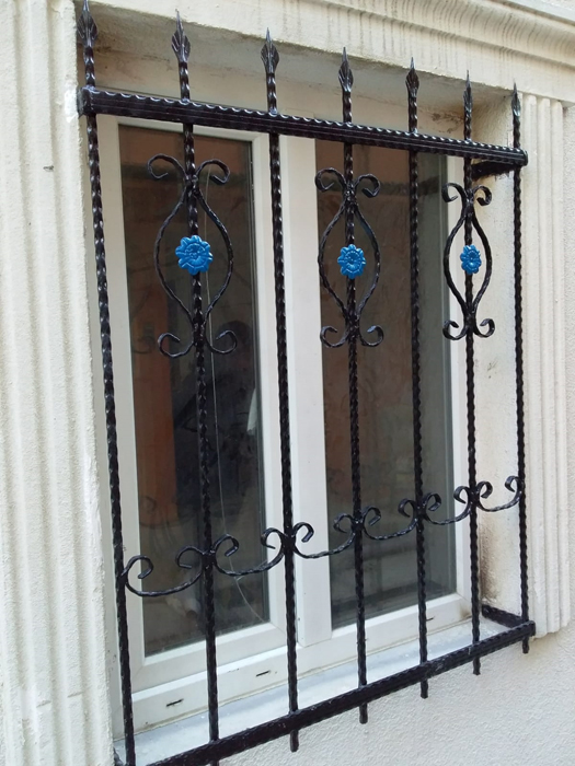 Pencere  Korkuluklar�, pencere cumbalar�, pencere korkuluk imalat�, Ata�ehir korkuluk imalat�