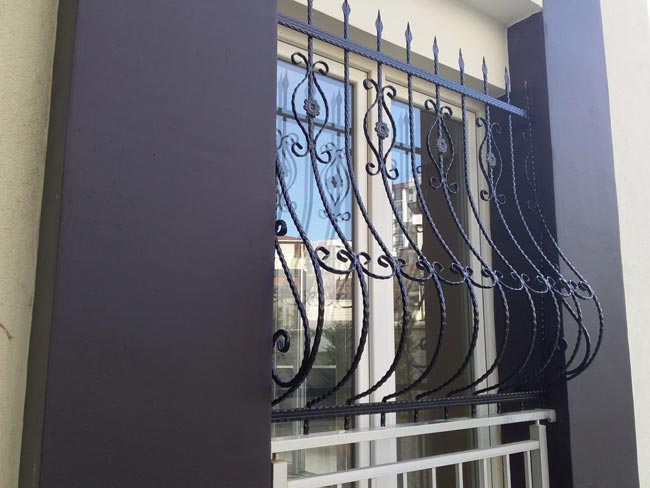 Pencere  Korkuluklar�, pencere cumbalar�, pencere korkuluk imalat�, Ata�ehir korkuluk imalat�