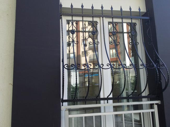 Pencere  Korkuluklar�, pencere cumbalar�, pencere korkuluk imalat�, Ata�ehir korkuluk imalat�