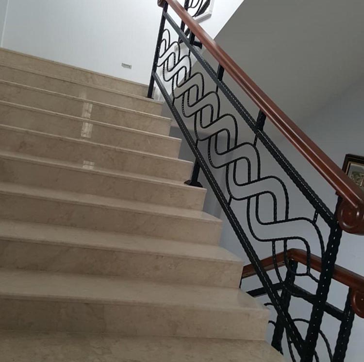 merdiven korkuluklar�, ferforje k�pe�teler