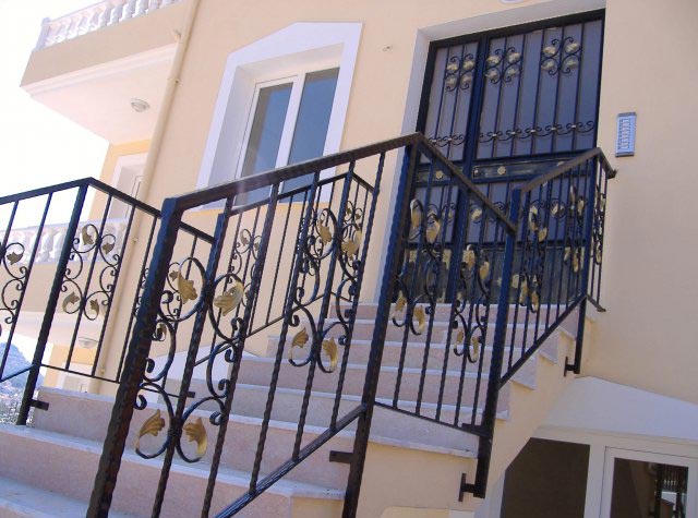 merdiven korkuluklar�, ferforje k�pe�teler