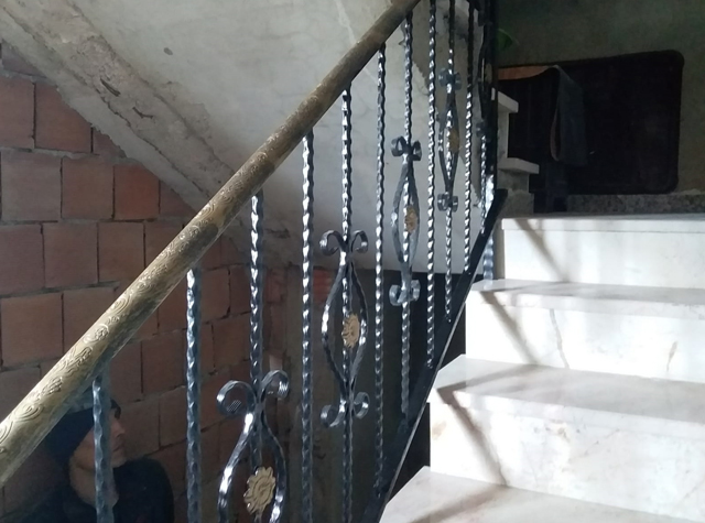 merdiven korkuluklar�, ferforje k�pe�teler