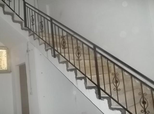 merdiven korkuluklar�, ferforje k�pe�teler