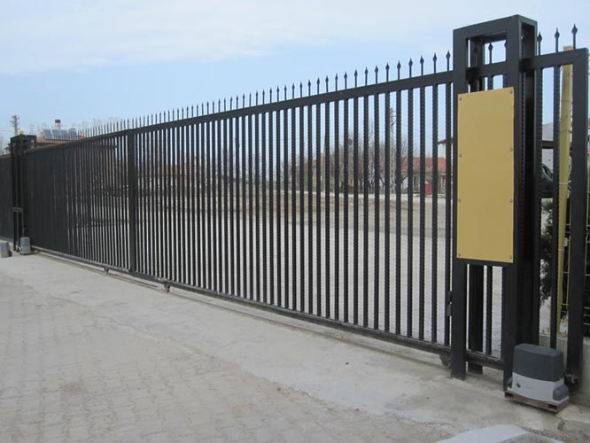 Fabrika Giri� Kap�lar�