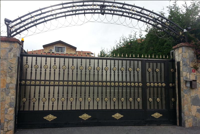 Rayl� Garaj Bah�e Kap�lar�