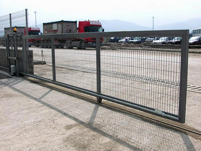 Rayl� Garaj Bah�e Kap�lar�