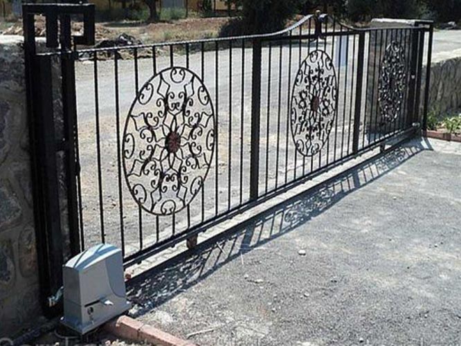 Rayl� Garaj Bah�e Kap�lar�